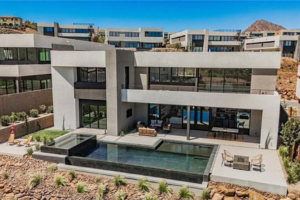 Lake Las Vegas luxury waterfront homes Henderson Nevada
